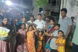  దాసరి వాడలో పోచమ్మ బోనాలు సమర్పించిన భక్తులు