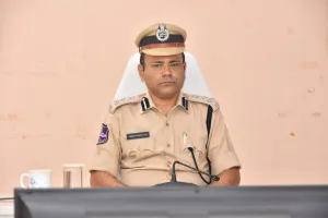 పదే పదే నేరాలకు పాల్పడిన వారిపై  గ్యాంగ్ ఫైల్స్ ఓపెన్ చేయాలి