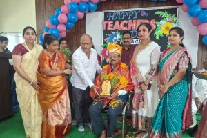 మాతృభాషలో విలువలతో కూడిన విద్యను బోధించాలి