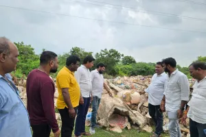 స్మశానవాటికలో నిమజ్జన వినాయక విగ్రహాలు