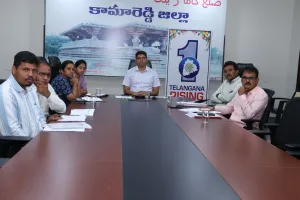 కోర్టు కేసులు ఉన్న భూములకు సంబంధించిన పూర్తి వివరాలను వెంటనే ప్రభుత్వానికి పంపాలి.  