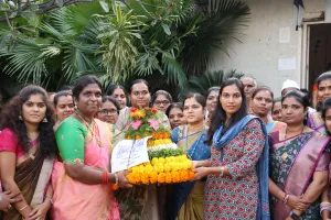 తెలంగాణ మహిళల సంస్కృతి సంప్రదాయాలకు ప్రతీక బతుకమ్మ పండుగ 