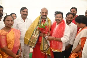 అభివృద్ధి కోసం కలిసికట్టుగా నడుద్దాం