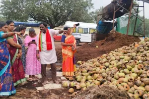 కొబ్బరి పీచు పరిశ్రమని సందర్శించిన పటేల్ గూడ మహిళలు 
