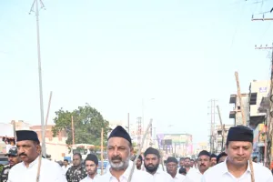 కరీంనగర్ లో ఆర్ఎస్ఎస్ రూట్ మార్చ్ పైనే 
