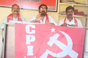 అకాల వర్షంతో తడిసిన ధాన్యాన్ని ప్రభుత్వం వెంటనే కొనుగోలు చేసి రైతులను ఆదుకోవాలి..  