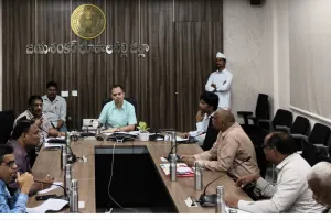 చిన్న కాళేశ్వరం ప్రాజెక్టు పంట కాలువల నిర్మాణానికి  భూసేకరణ 