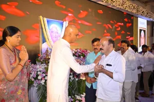 హరీష్ రావును కలిసిన సంగారెడ్డి ఎమ్మెల్యే చింత ప్రభాకర్