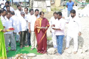 మాతృదేవోభవ అనాథ శరణాలయానికి విరాళం అందించిన ఎమ్మెల్యే సబితా ఇంద్రారెడ్డి