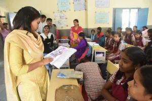 విద్యార్థులు పట్టుదలతో చదివి ఉన్నతంగా రాణించాలి