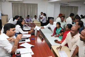 ప్రజావాణి సమస్యల పరిష్కార వేదికగా నిలవాలి