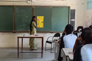 ప్రభుత్వ పాఠశాలలో  విద్యార్థులచే స్వయం పరిపాలన దినోత్సవం..