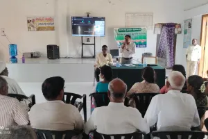 ప్రకృతి సేద్యం పై రైతులు చూపాలి 